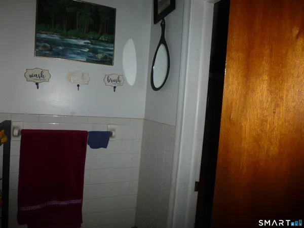 $220,000 | 104 Mt Pleasant Street, Norwich, CT 06360