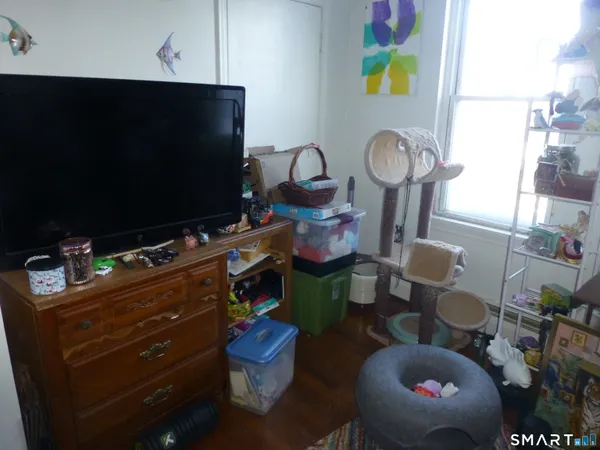 $220,000 | 104 Mt Pleasant Street, Norwich, CT 06360