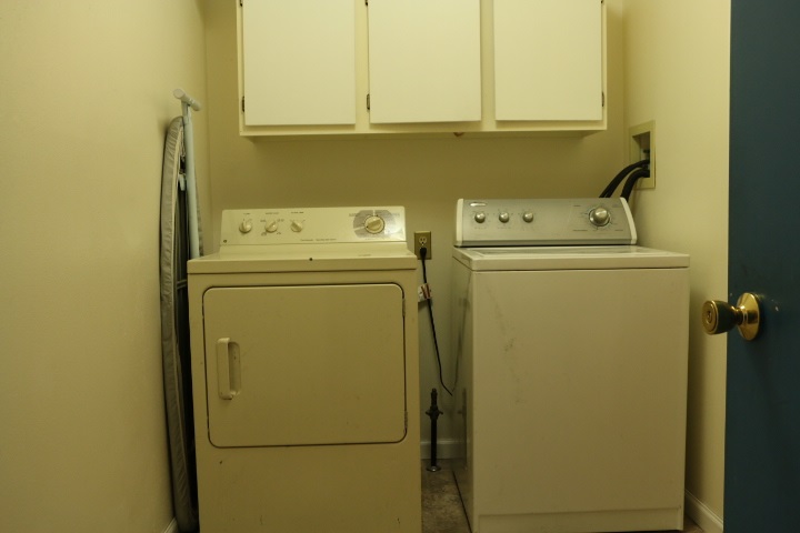 3442 Yale Bridge Road Rockton, IL 61072 - Photo 14 of 27 a utility room with dryer and washer