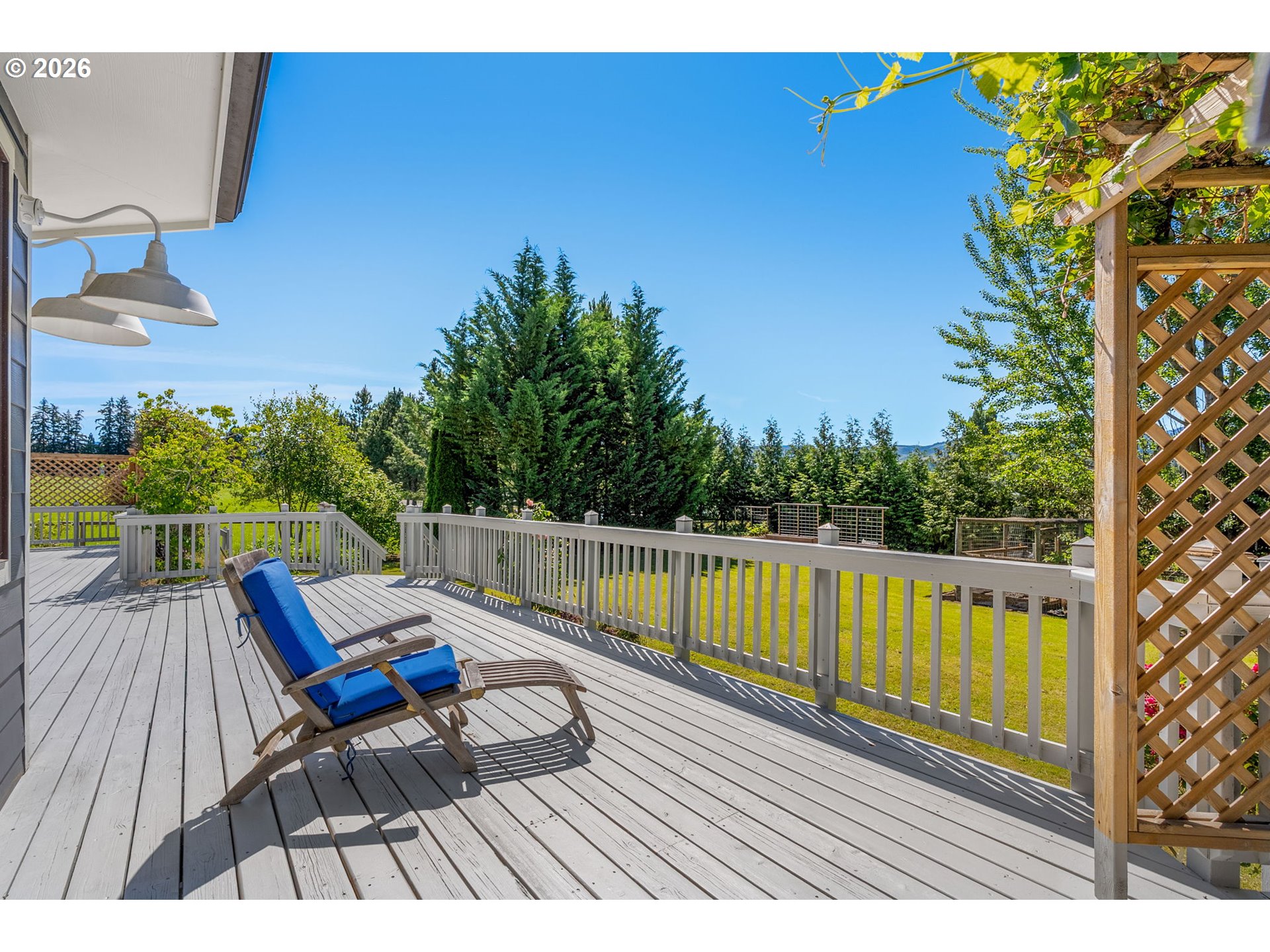 2939 Wyeast Road Hood River, OR 97031 - Photo 37 of 48