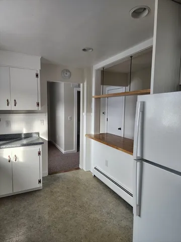 $2,000 | 125 Center Street, Unit 2, Lee, MA 01238