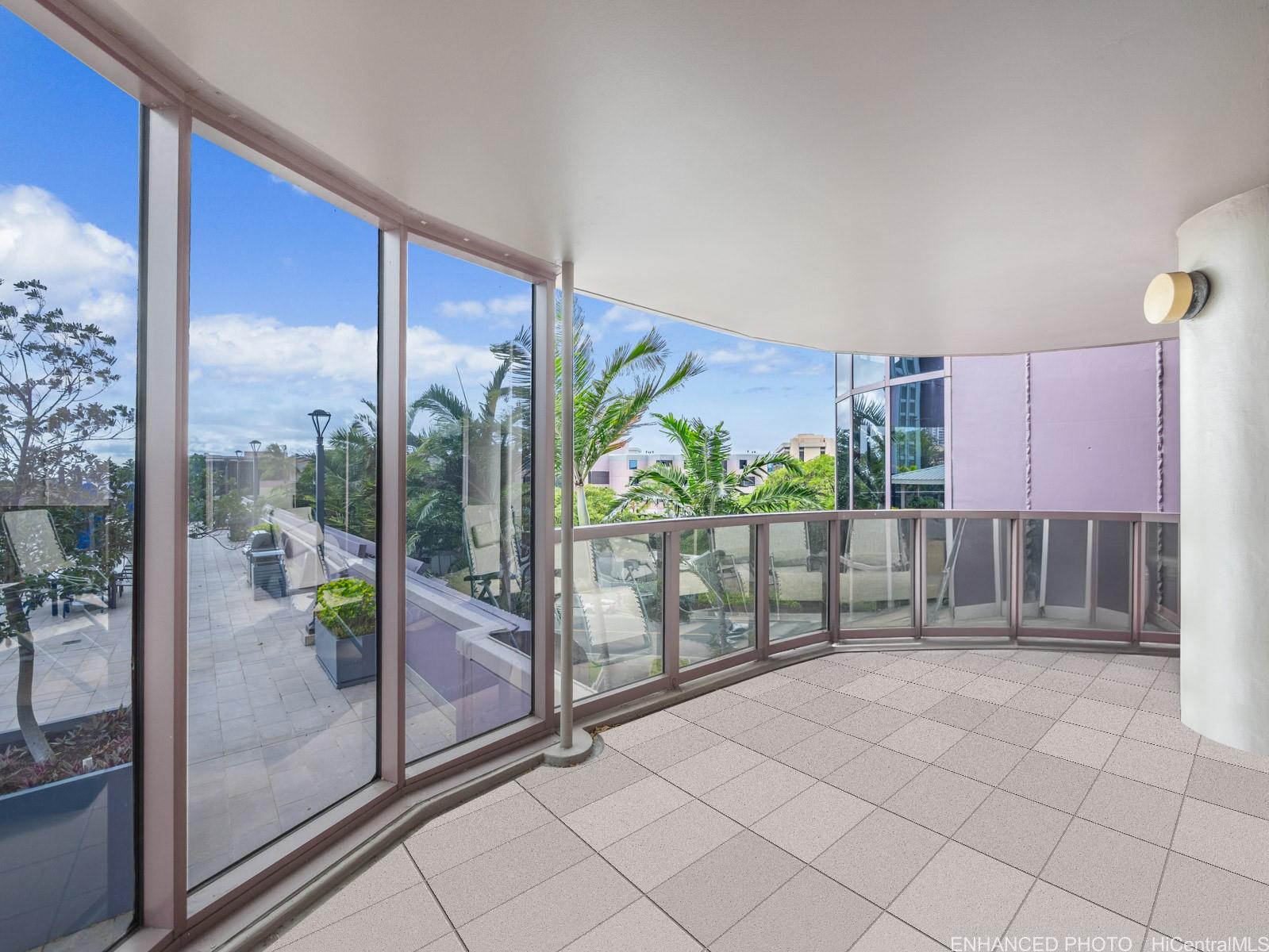 425 South Street, Unit 501 Honolulu, HI 96813 - Photo 8 of 25 a view of a room with window