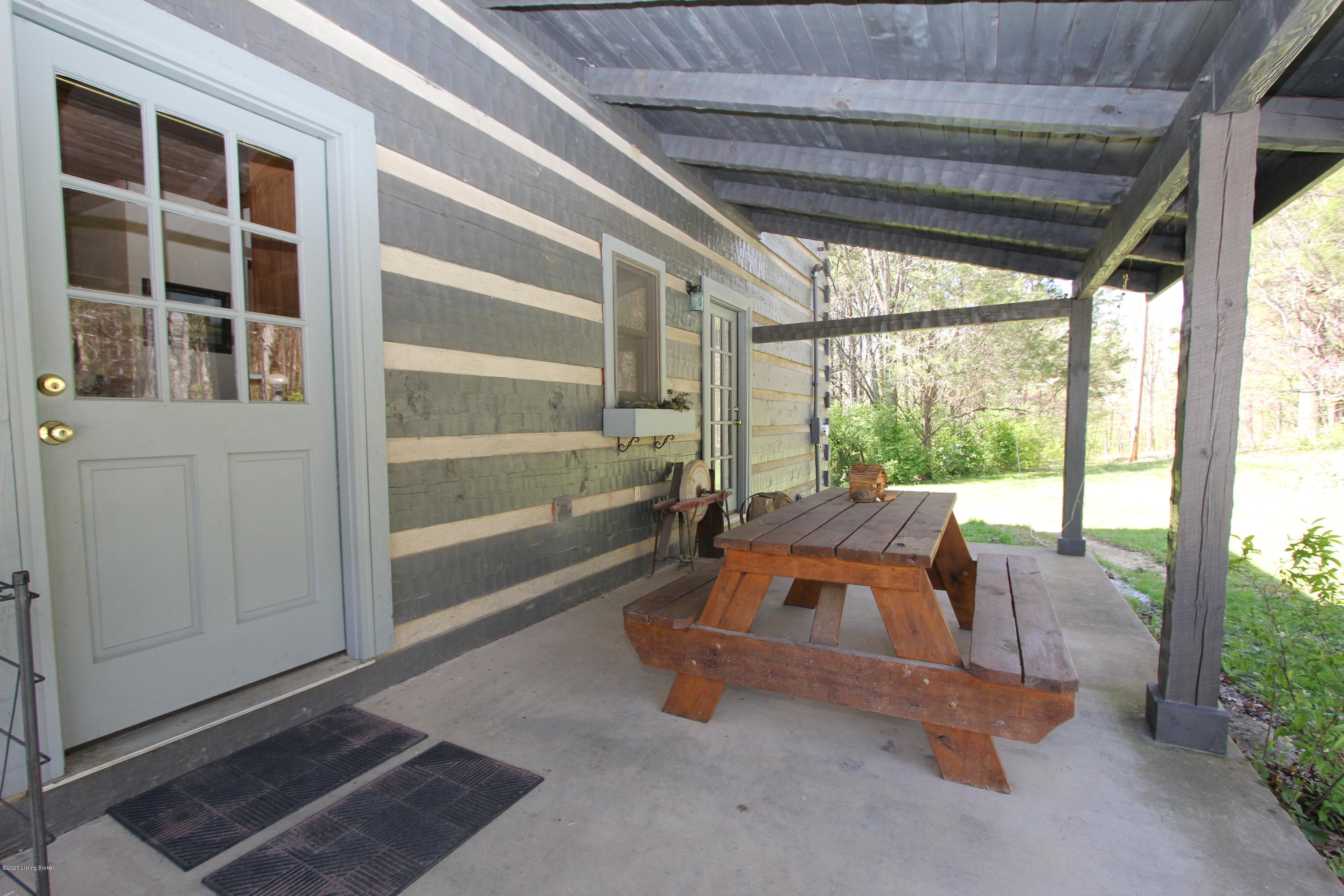 1089 Deer Run Road Lawrenceburg, KY 40342 - Photo 36 of 49 Back Porch (2)