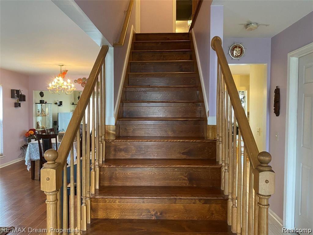 1011 Foothill Drive Canton, MI 48188 - Photo 30 of 35