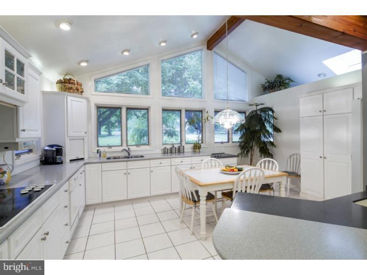 1556 Kelchner Road Bethlehem, PA 18018 - Photo 6 of 15 Gallery Image 6
