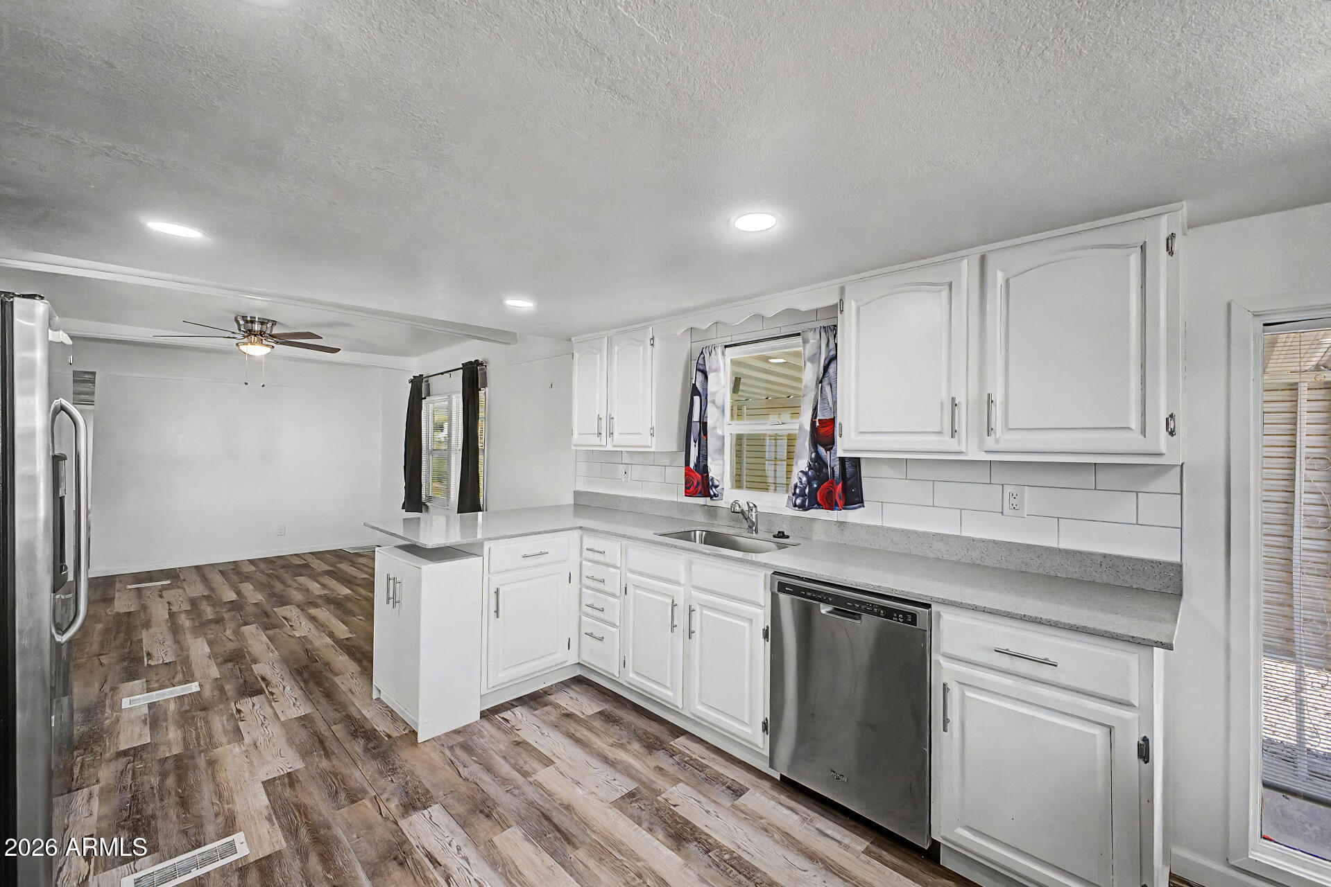 535 South Alma School Road, Unit 17 Mesa, AZ 85210 - Photo 11 of 27