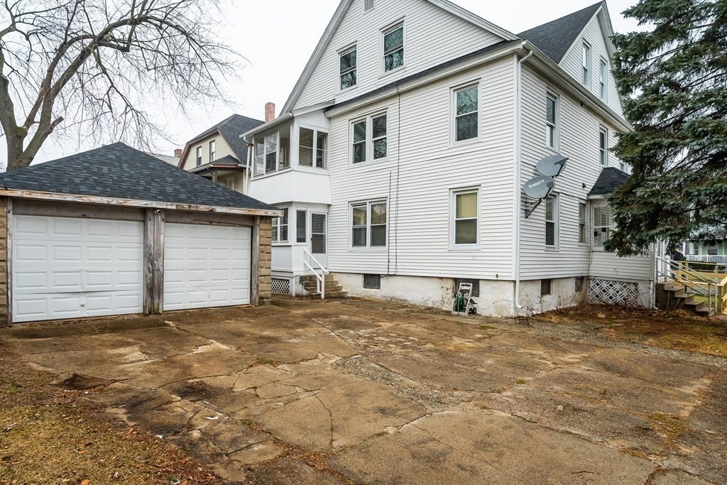 558 Dickinson Street Springfield, MA 01108 - Photo 36 of 37 Gallery Image 36