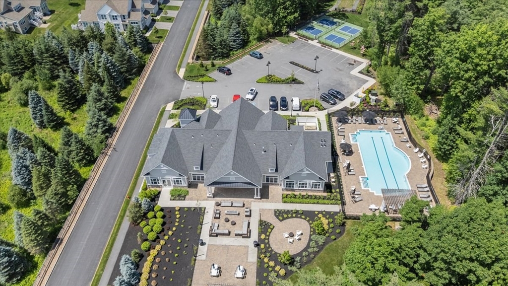 11 Hummingbird Way, Unit 11 Methuen, MA 01844 - Photo 34 of 34
