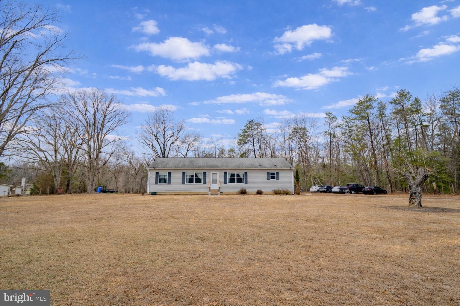 2905 Smith Point Road Nanjemoy, MD 20662 - Photo 18 of 22 Charming home on spacious grounds.