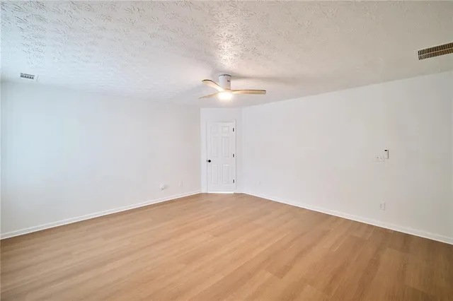 $3,190 | 3501 Bogan Mill Road Northeast, Buford, GA 30519