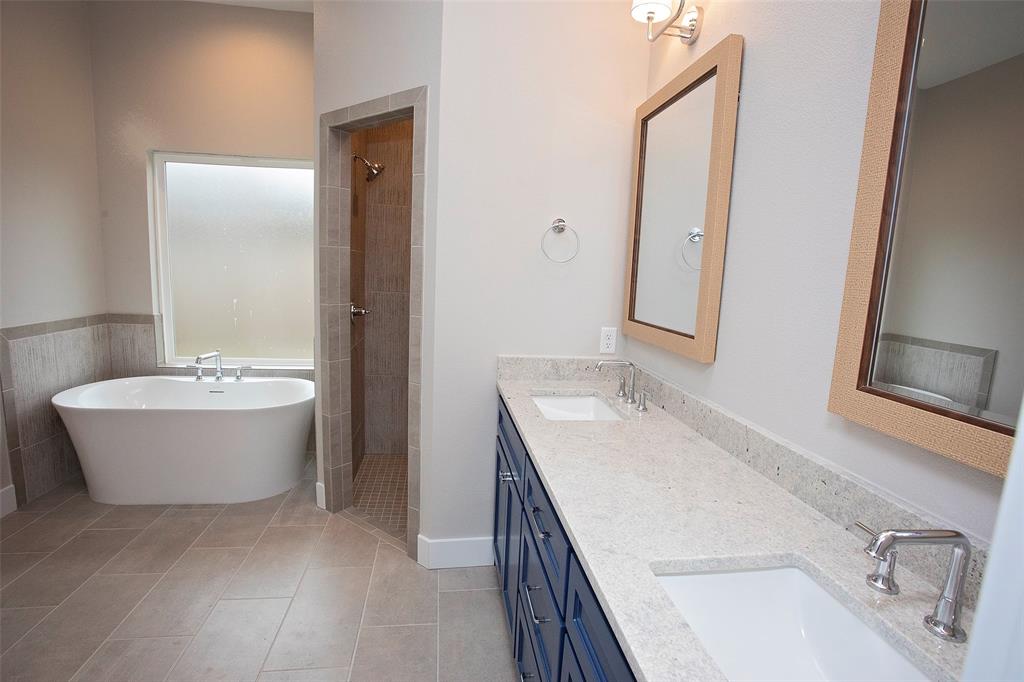 1185 Green Elm Road Graford, TX 76449 - Photo 9 of 25 Primary Bathroom1st level