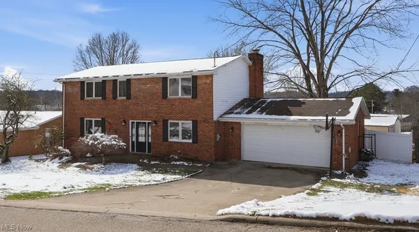 $255,000 | 100 Rauch Drive, Marietta, OH 45750