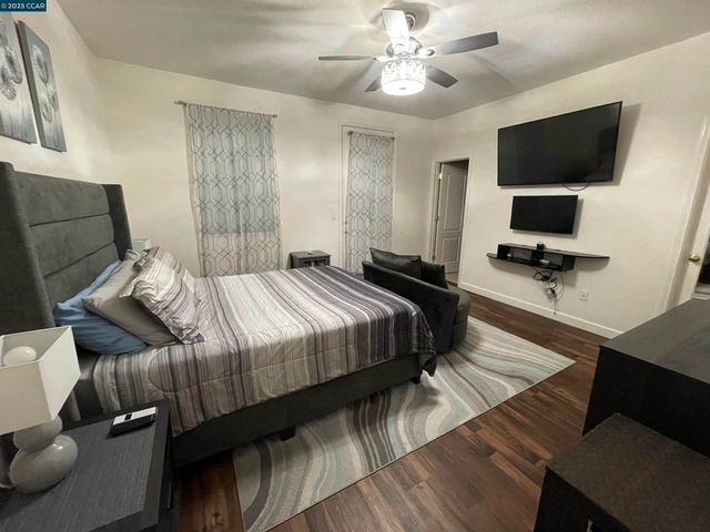 a view of a workspace with furniture