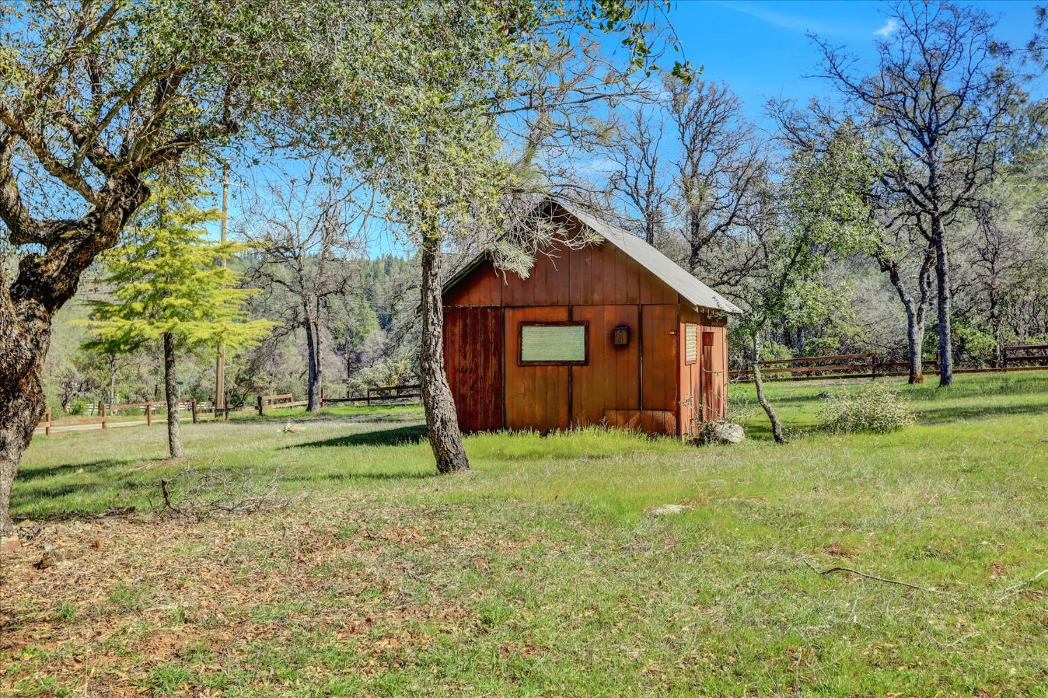 10265 Newtown Road Nevada City, CA 95959 - Photo 22 of 35