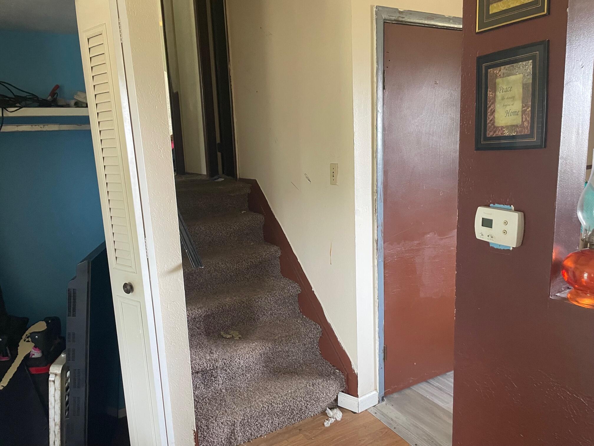 938 Clausen Avenue Three Rivers, MI 49093 - Photo 12 of 16 Stairs