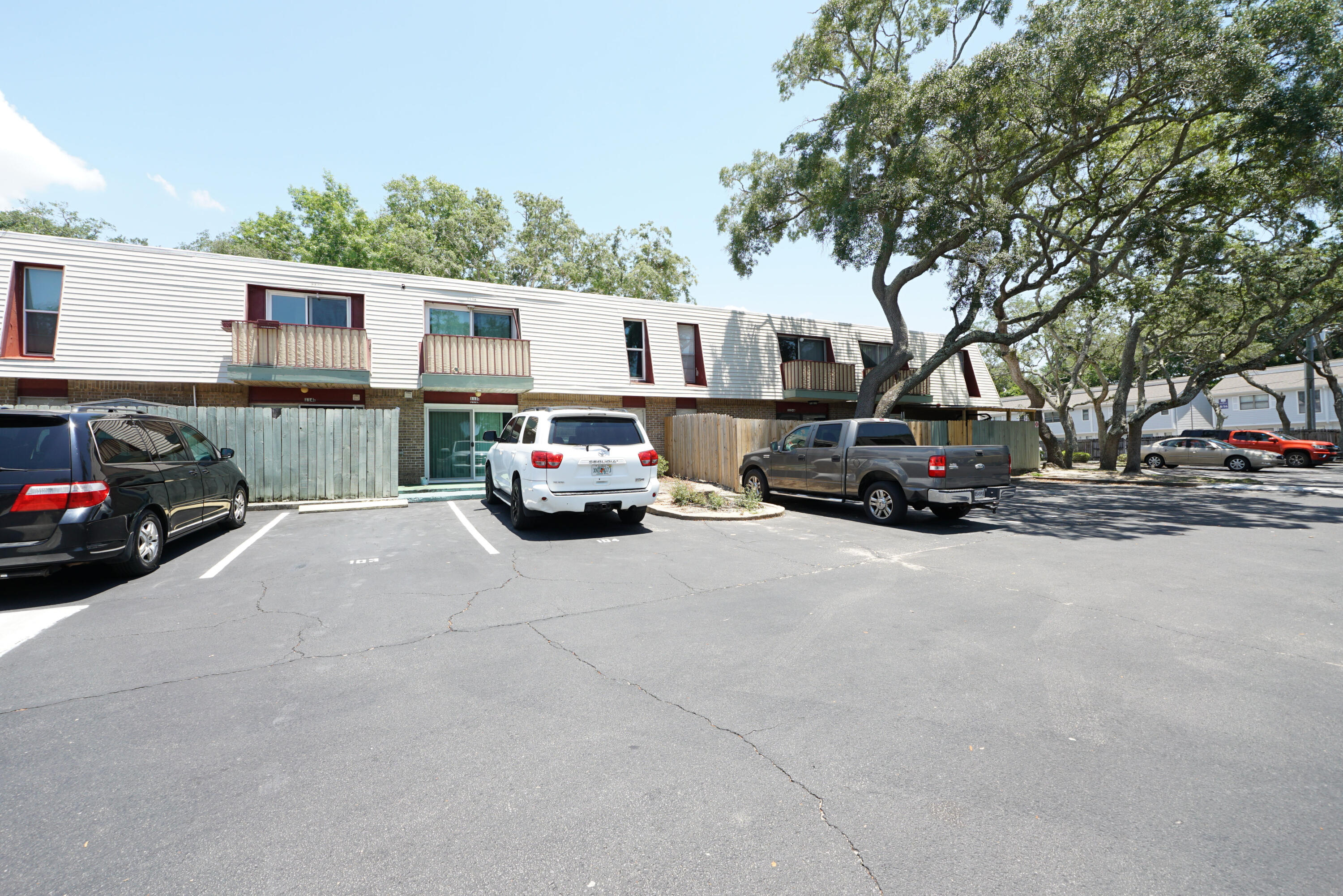 210 Pelham Road, Unit 212A Fort Walton Beach, FL 32547 - Photo 34 of 34 Parking