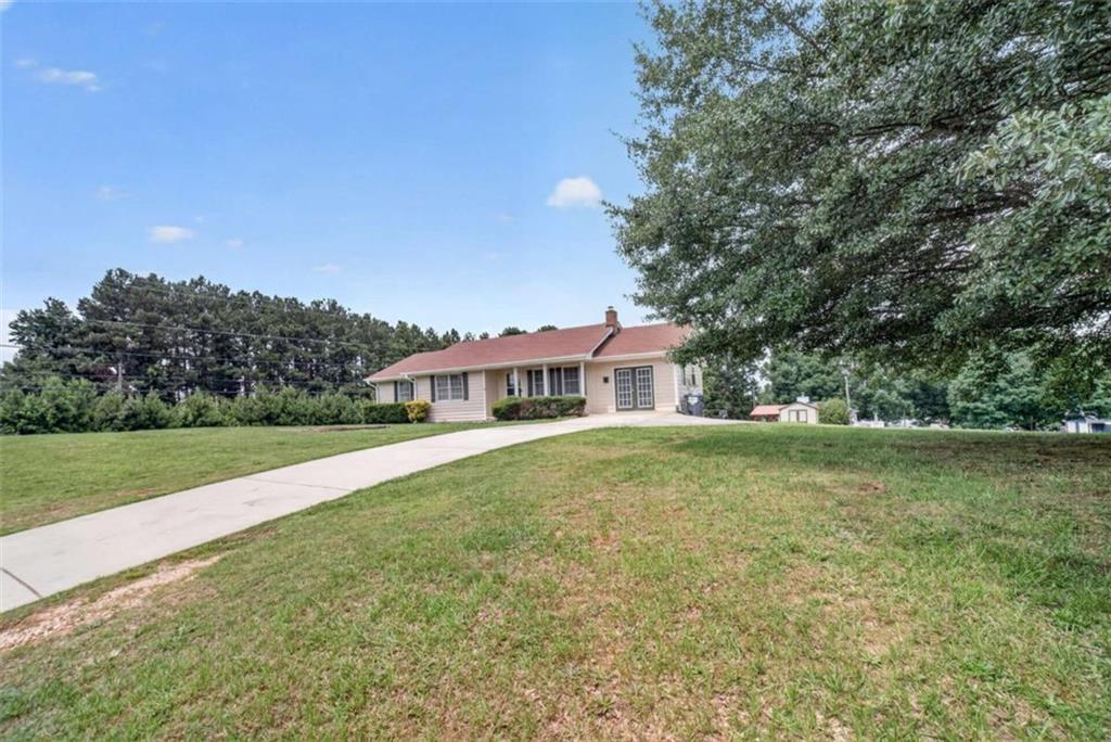 2591 Doc Hughes Road Buford, GA 30519 - Photo 2 of 41