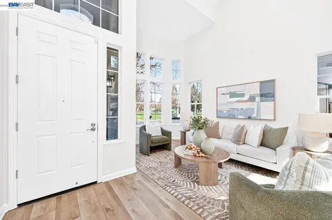 $2,000,000 | 2027 Calle Ricardo, Pleasanton, CA 94566