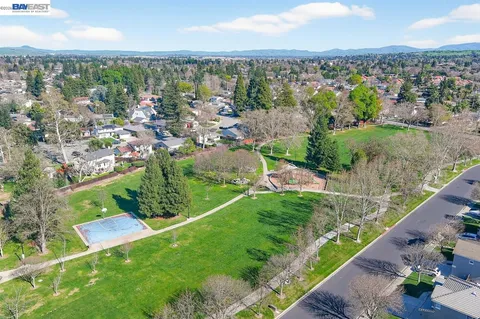 $2,000,000 | 2027 Calle Ricardo, Pleasanton, CA 94566