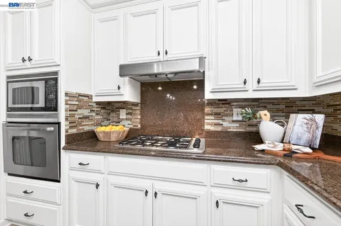 $2,000,000 | 2027 Calle Ricardo, Pleasanton, CA 94566