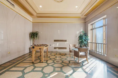 $560,000 | 4 Beacon Way, Unit 303, Jersey City, NJ 07304