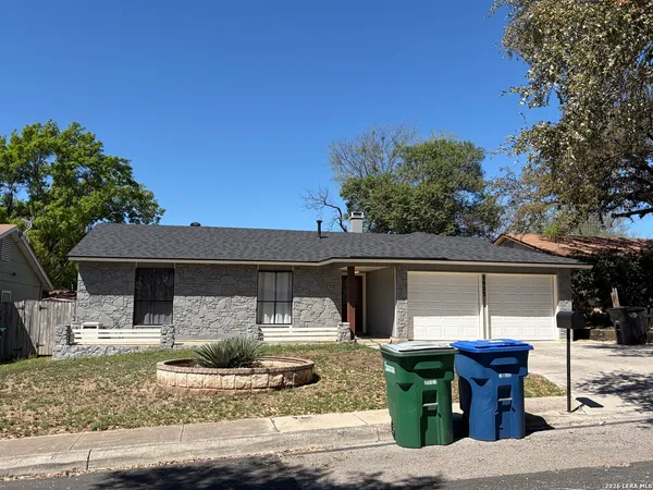 $1,850 | 5923 Hidden Dale Street, San Antonio, TX 78250