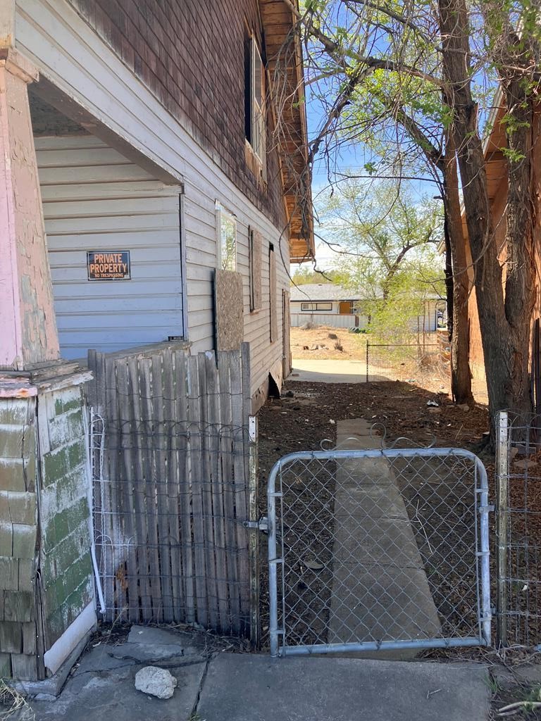 1006 Raton Avenue La Junta, CO 81050 - Photo 18 of 23