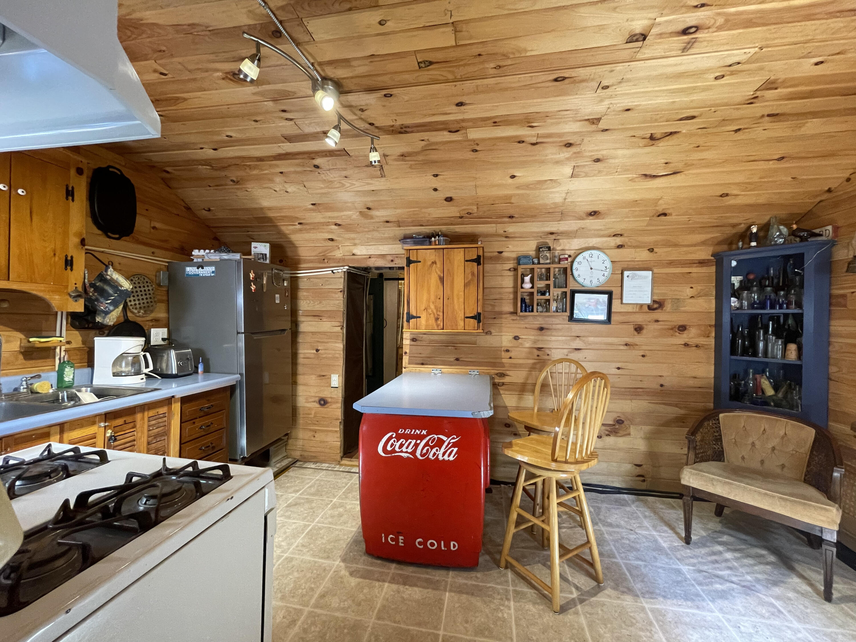 217 Waldoboro Road Washington, ME 04574 - Photo 9 of 25 IMG_8592