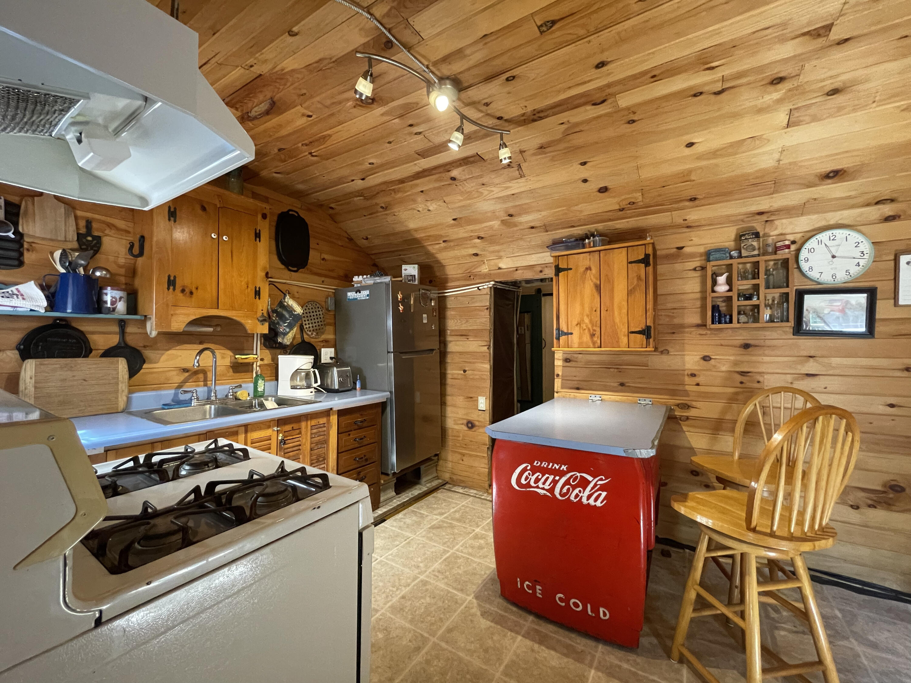 217 Waldoboro Road Washington, ME 04574 - Photo 10 of 25 IMG_8593