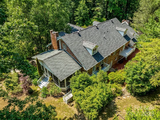 $1,500,000 | 163 Northern Lights Lane, Hendersonville, NC 28739