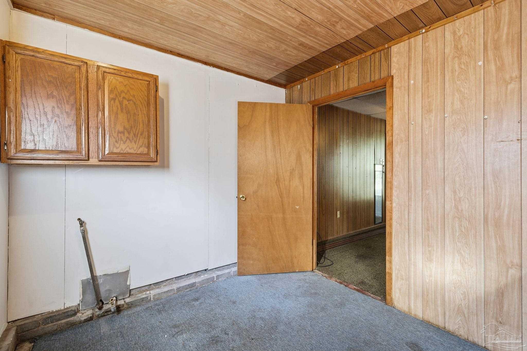 525 Pelham Road Pensacola, FL 32507 - Photo 27 of 28 a view of a room with window