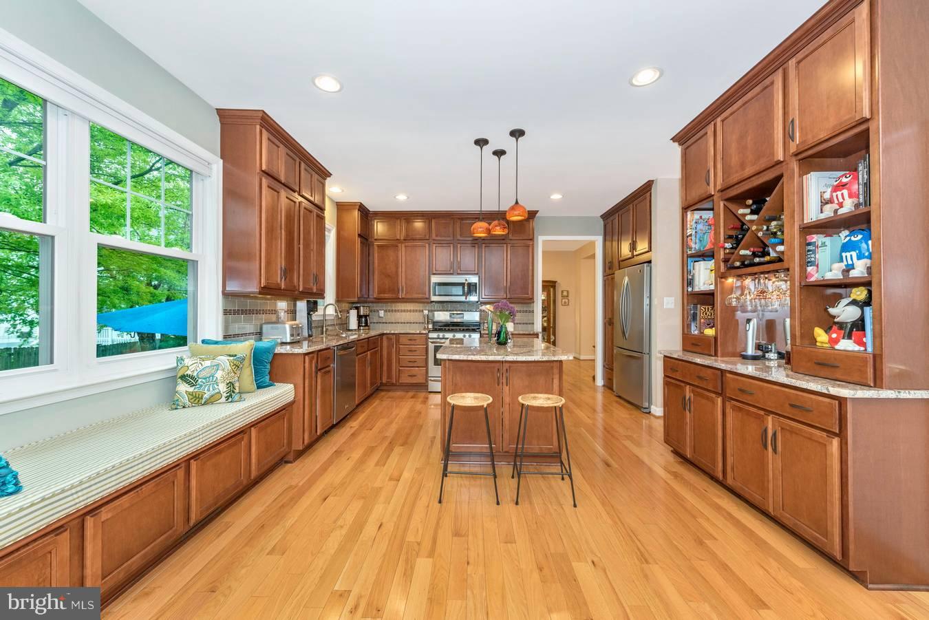 620 Hunting Ridge Drive Frederick, MD 21703 - Photo 11 of 30 Kitchen