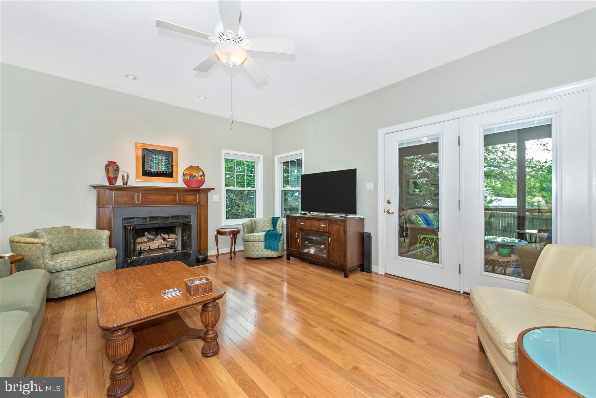 620 Hunting Ridge Drive Frederick, MD 21703 - Photo 15 of 30 Family Room (screened porch through doors)