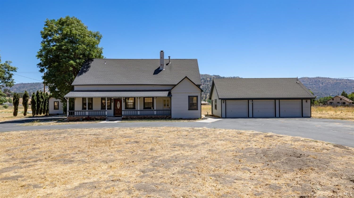 28701 Bear Valley Road Tehachapi, CA 93561 - Photo 3 of 57 Gallery Image 3