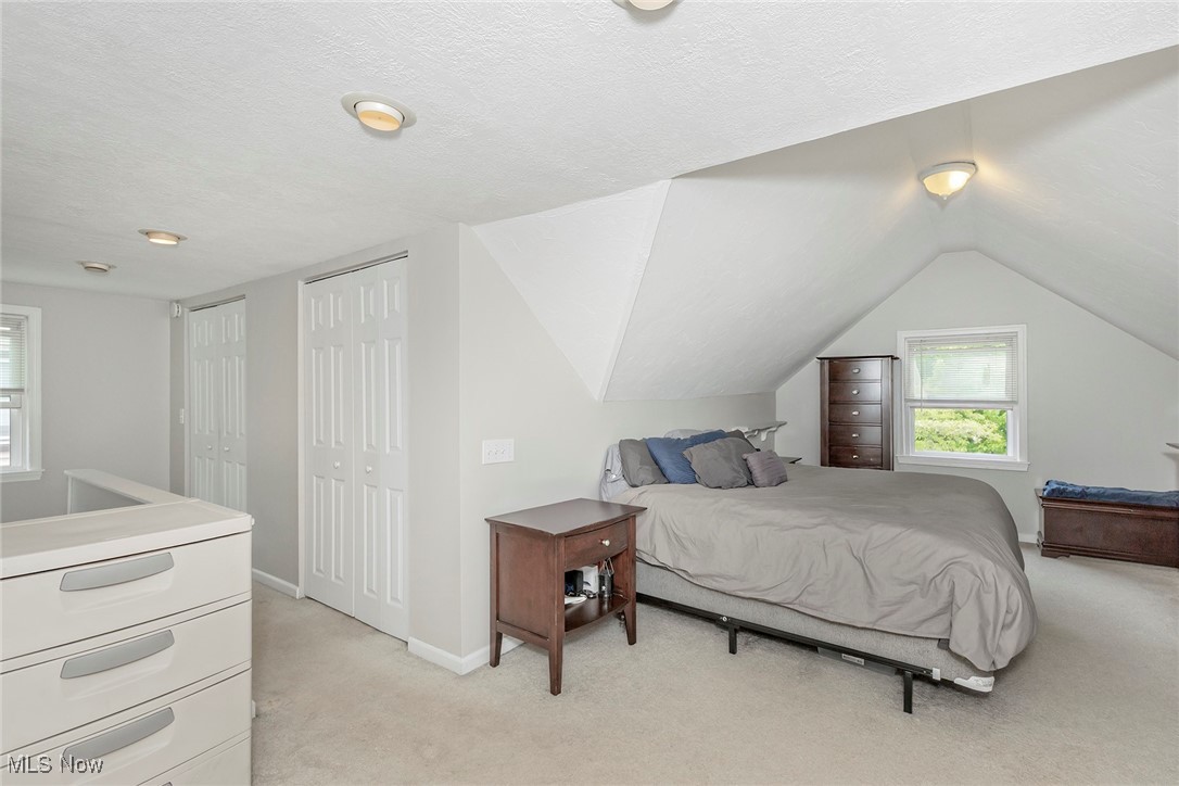 1672 Brainard Road Lyndhurst, OH 44124 - Photo 28 of 40