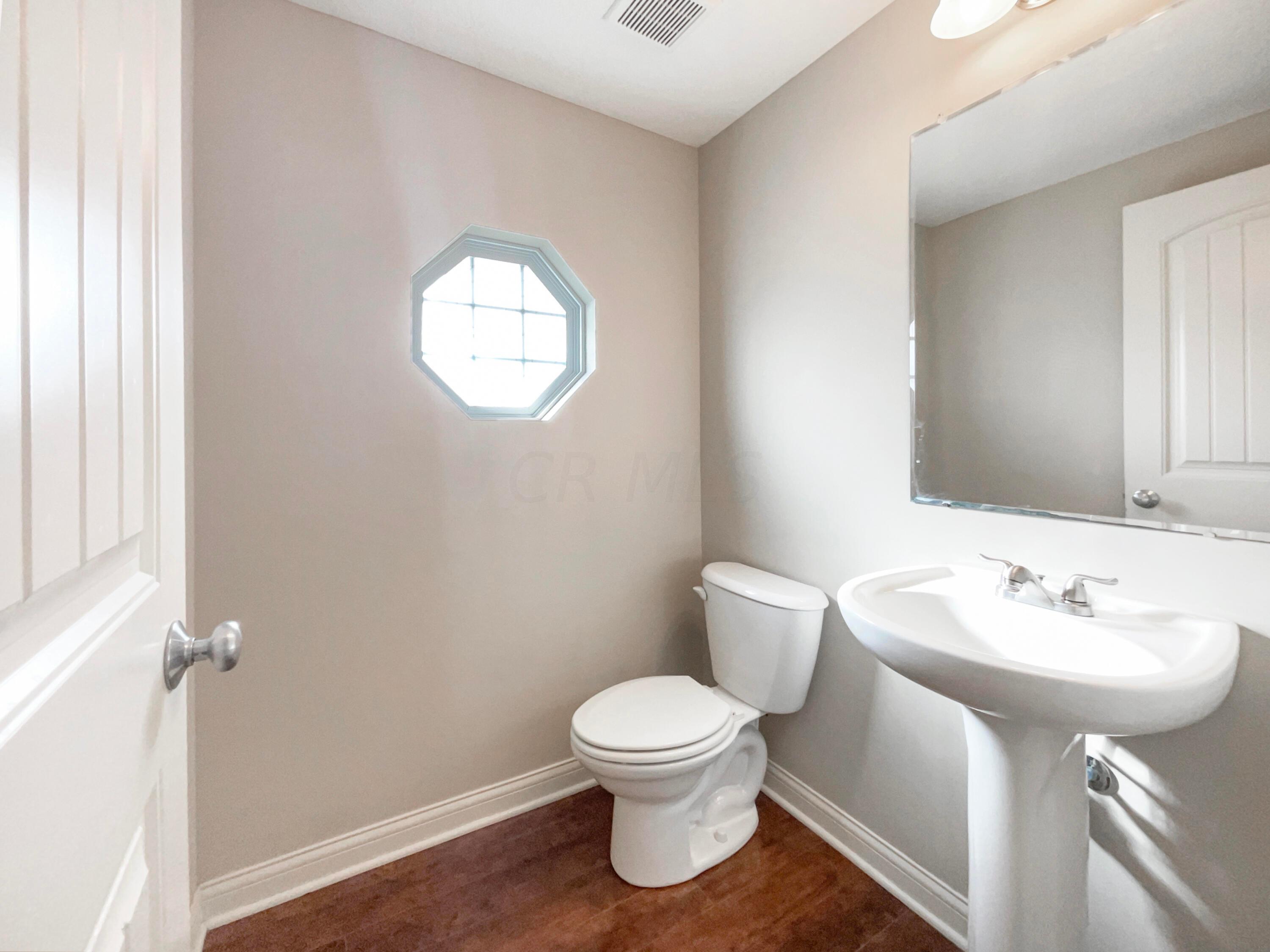 1412 Fergus Road Grove City, OH 43123 - Photo 14 of 32 listing_10