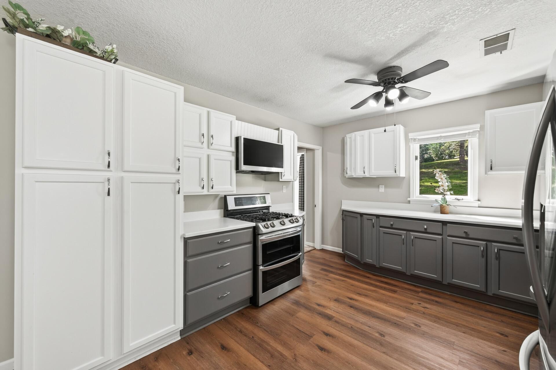 20192 Akin Road Farmington, MN 55024 - Photo 13 of 52 Gallery Image 13