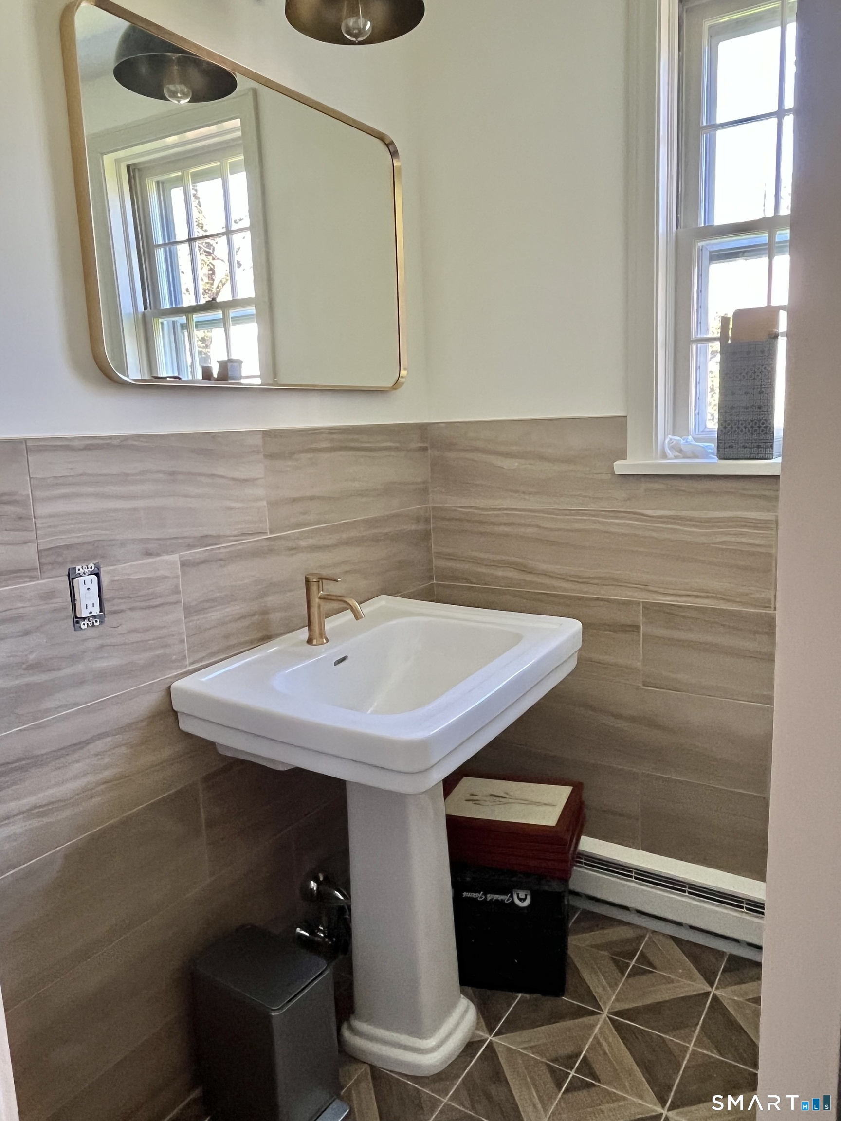 39 Main Street, Unit 2 Stonington, CT 06378 - Photo 8 of 20