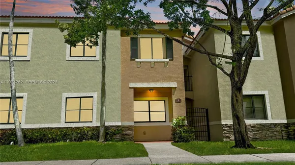 $2,350 | 22631 Southwest 88th Place, Unit 218, Cutler Bay, FL 33190