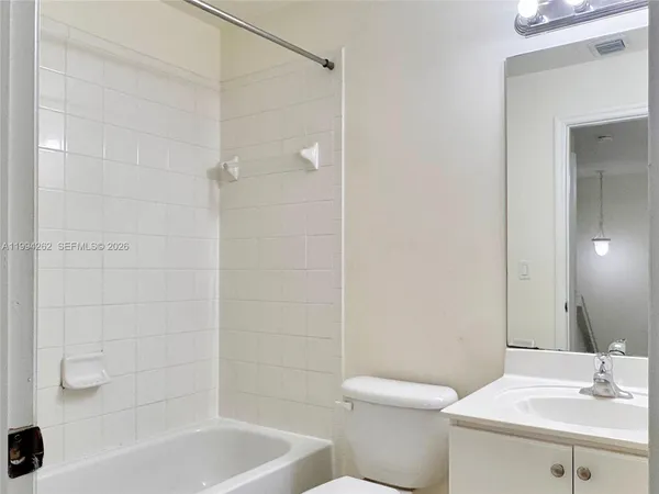 $2,350 | 22631 Southwest 88th Place, Unit 218, Cutler Bay, FL 33190