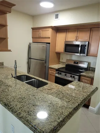 $2,700 | 2564 Centergate Drive, Unit 108, Miramar, FL 33025