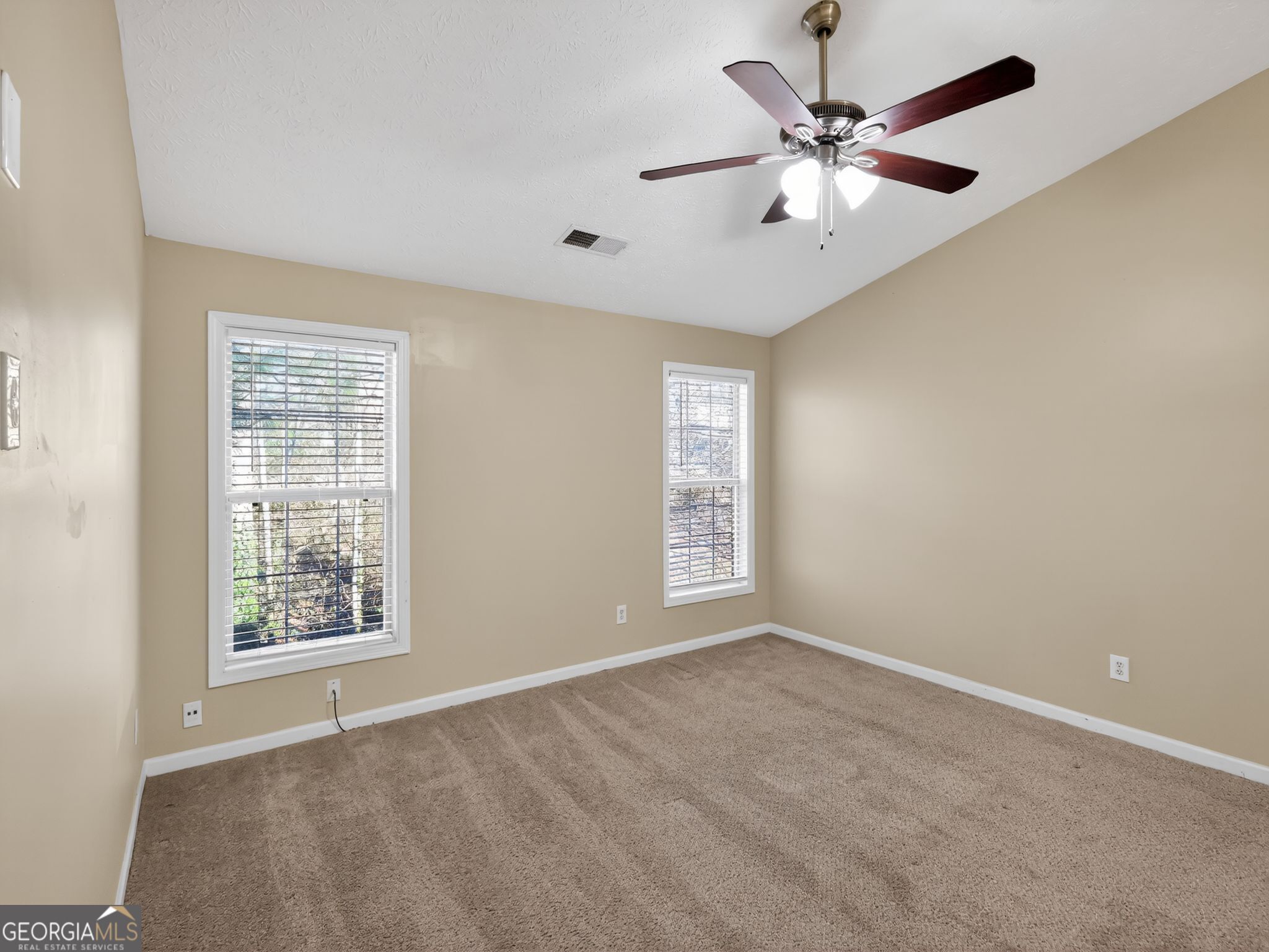 2382 Miller Oaks Circle Decatur, GA 30035 - Photo 13 of 33