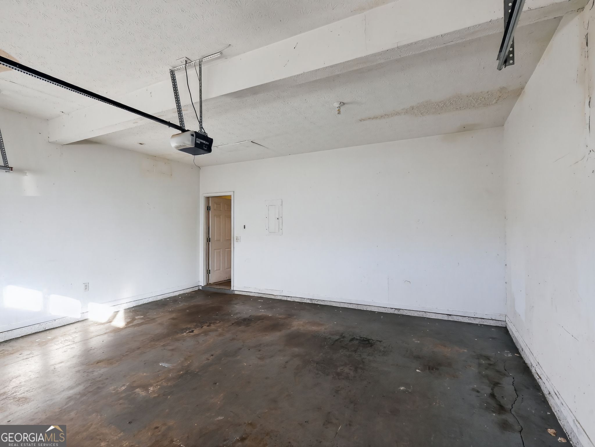 2382 Miller Oaks Circle Decatur, GA 30035 - Photo 29 of 33