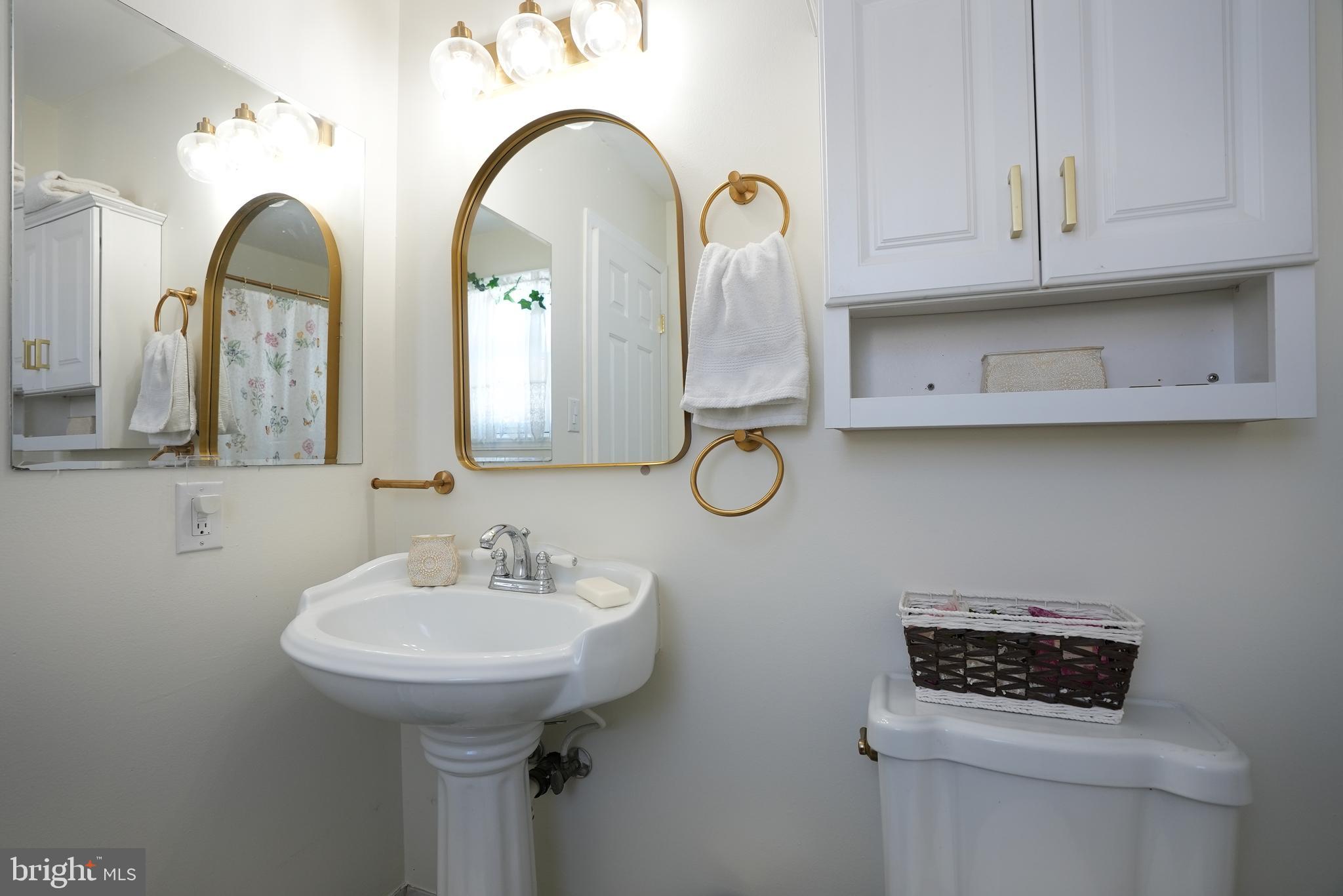 18 Cobblestone Court Sicklerville, NJ 08081 - Photo 40 of 56 Upstairs Bathroom for Secondary Bedroom 2 & 3