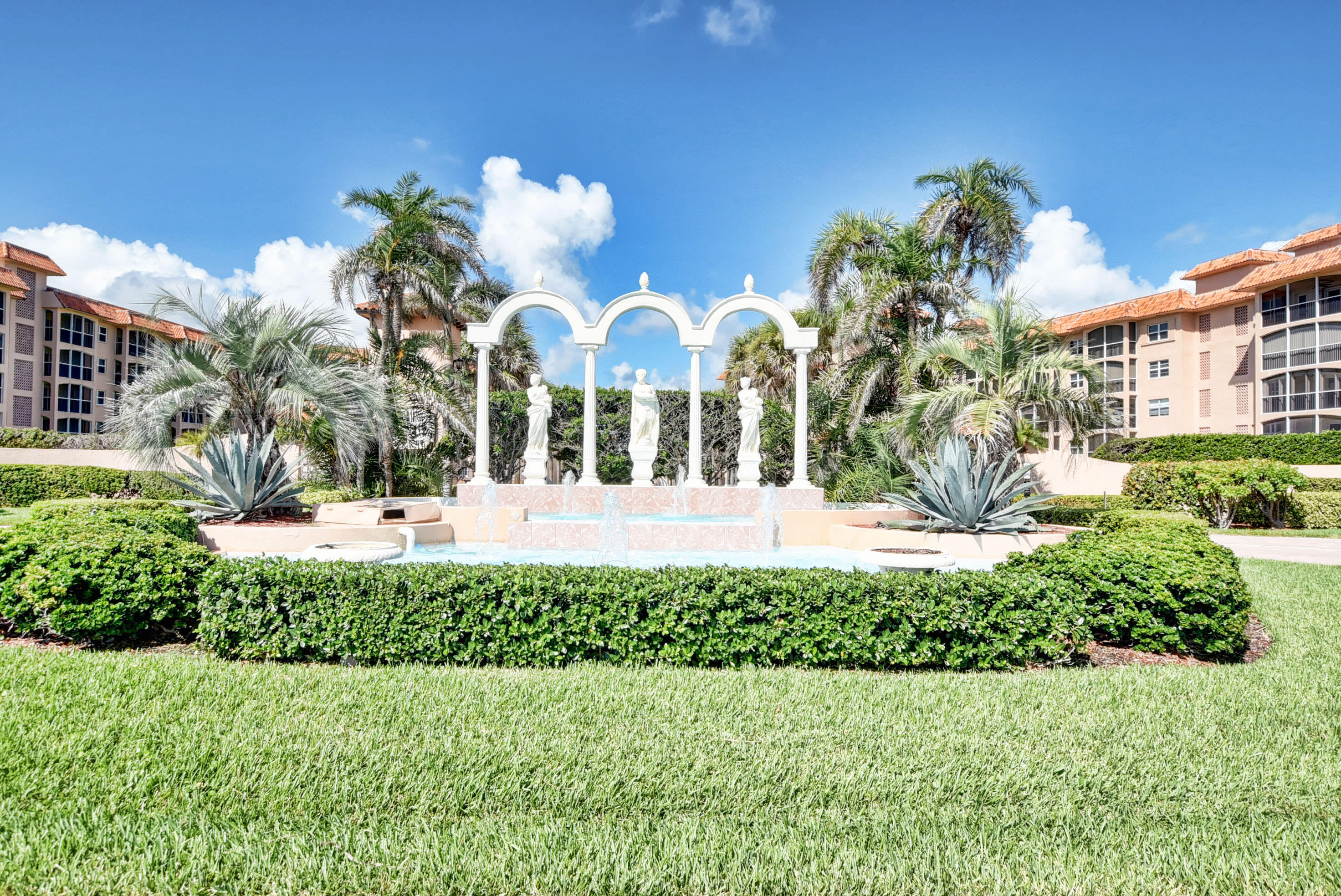 2871 North Ocean Boulevard, Unit D304 Boca Raton, FL 33431 - Photo 28 of 28 Monumental Entry