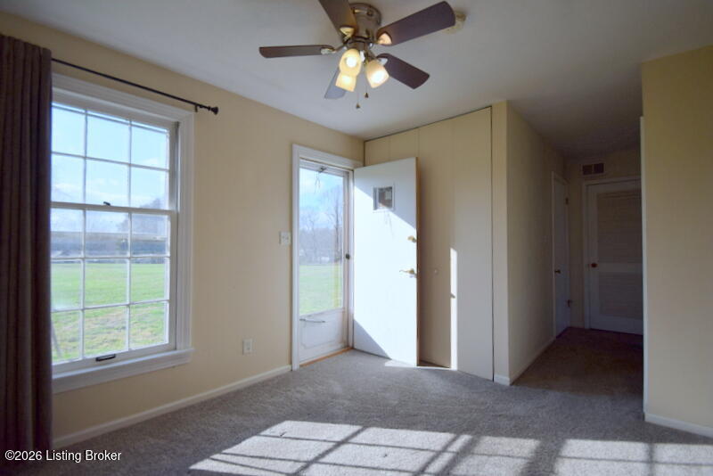 8110 Cooper Chapel Road Louisville, KY 40229 - Photo 22 of 31 DSC_0877