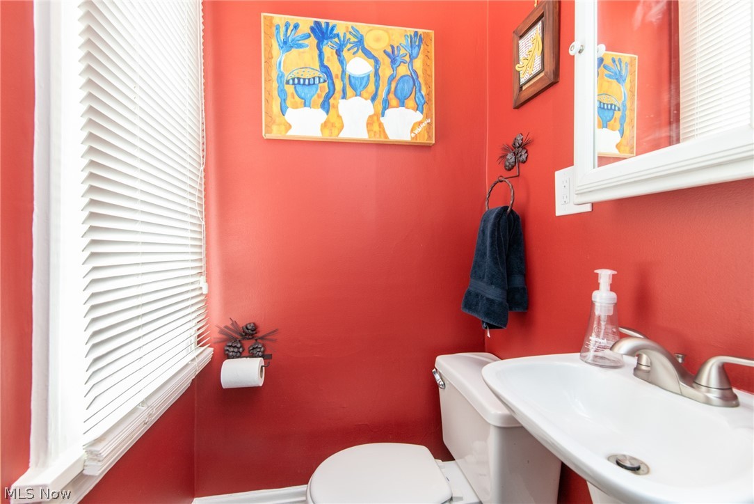 2927 Warrington Road Cleveland, OH 44120 - Photo 22 of 26 Gallery Image 22