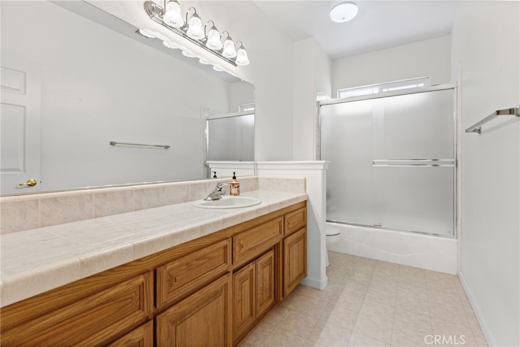9336 Carmel Road Atascadero, CA 93422 - Photo 30 of 55 Bathroom
