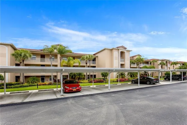 $5,000 | 2730 Cypress Trace Circle, Unit 2826, Naples, FL 34119