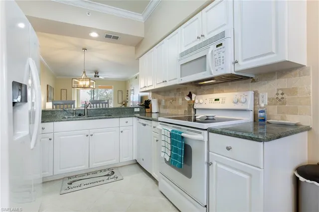 $5,000 | 2730 Cypress Trace Circle, Unit 2826, Naples, FL 34119